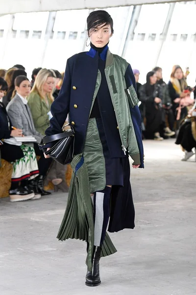 Look 35